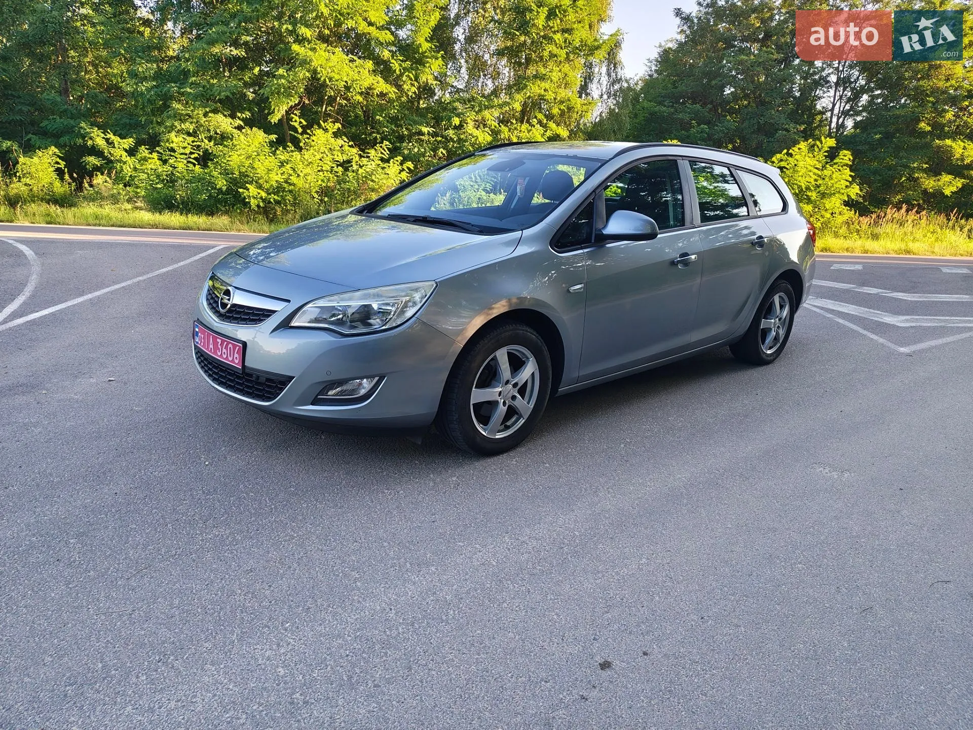 Opel Astra, 2011