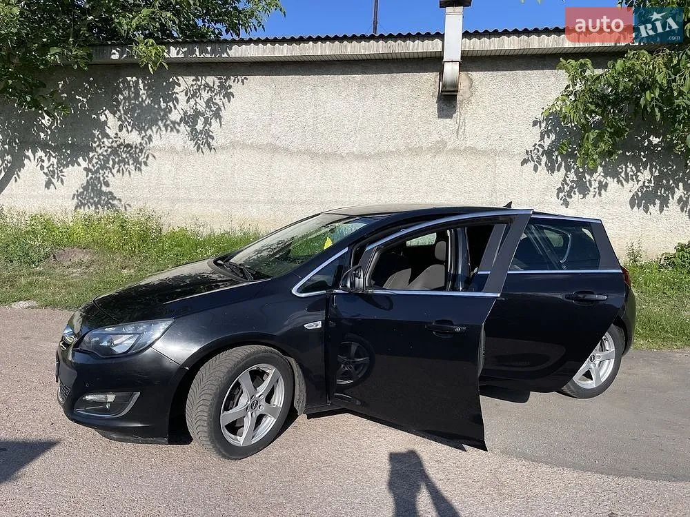 Opel Astra, 2013
