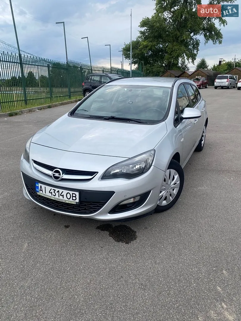 Opel Astra, 2013