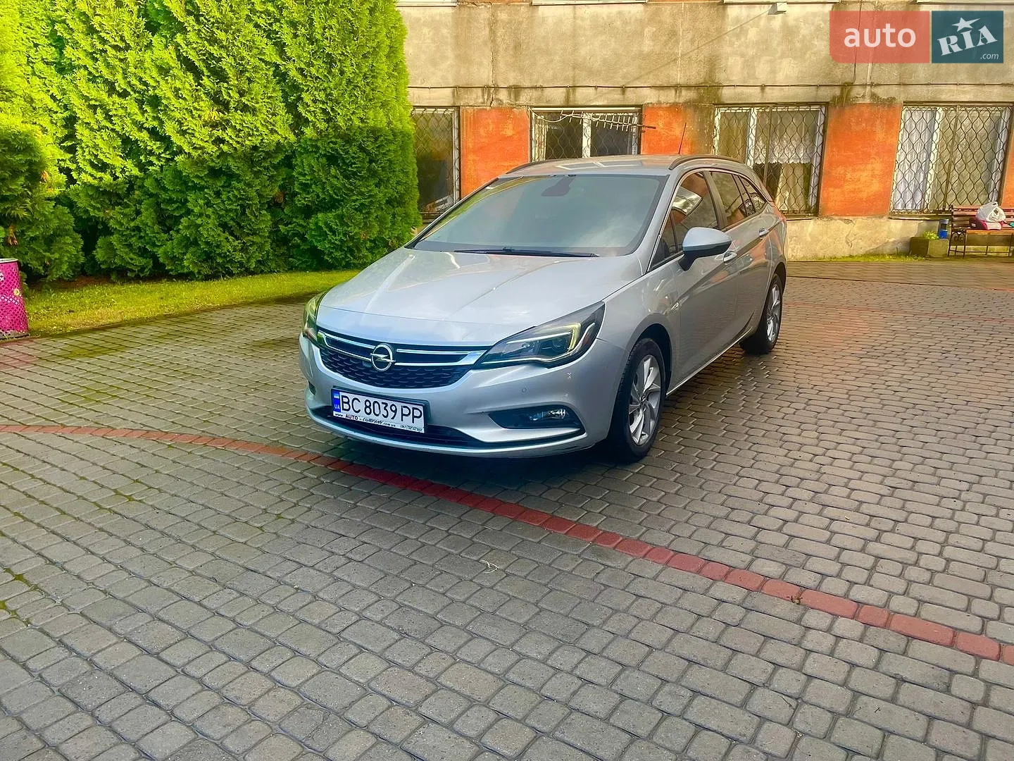 Opel Astra, 2019