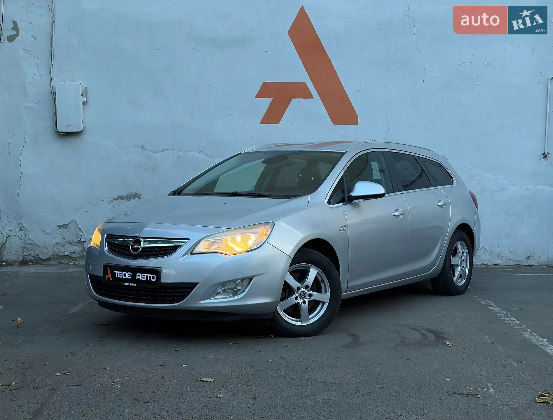 Opel Astra, 2012