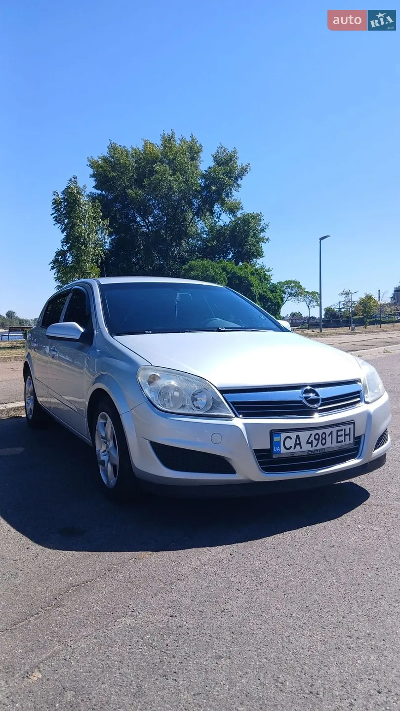 Opel Astra, 2008