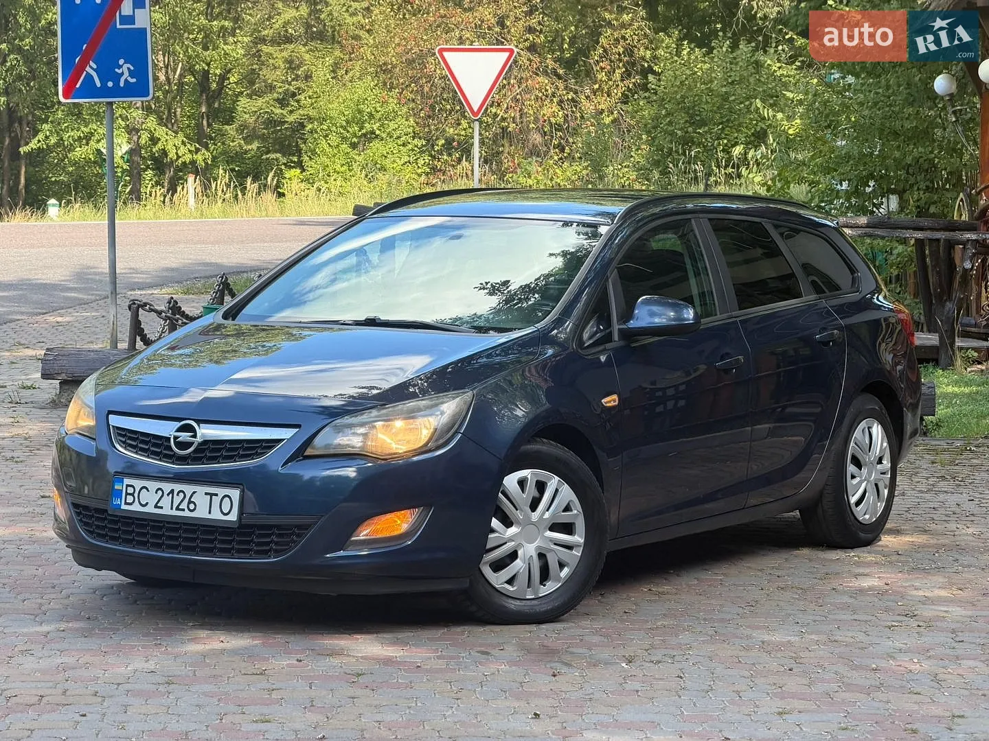 Opel Astra, 2012