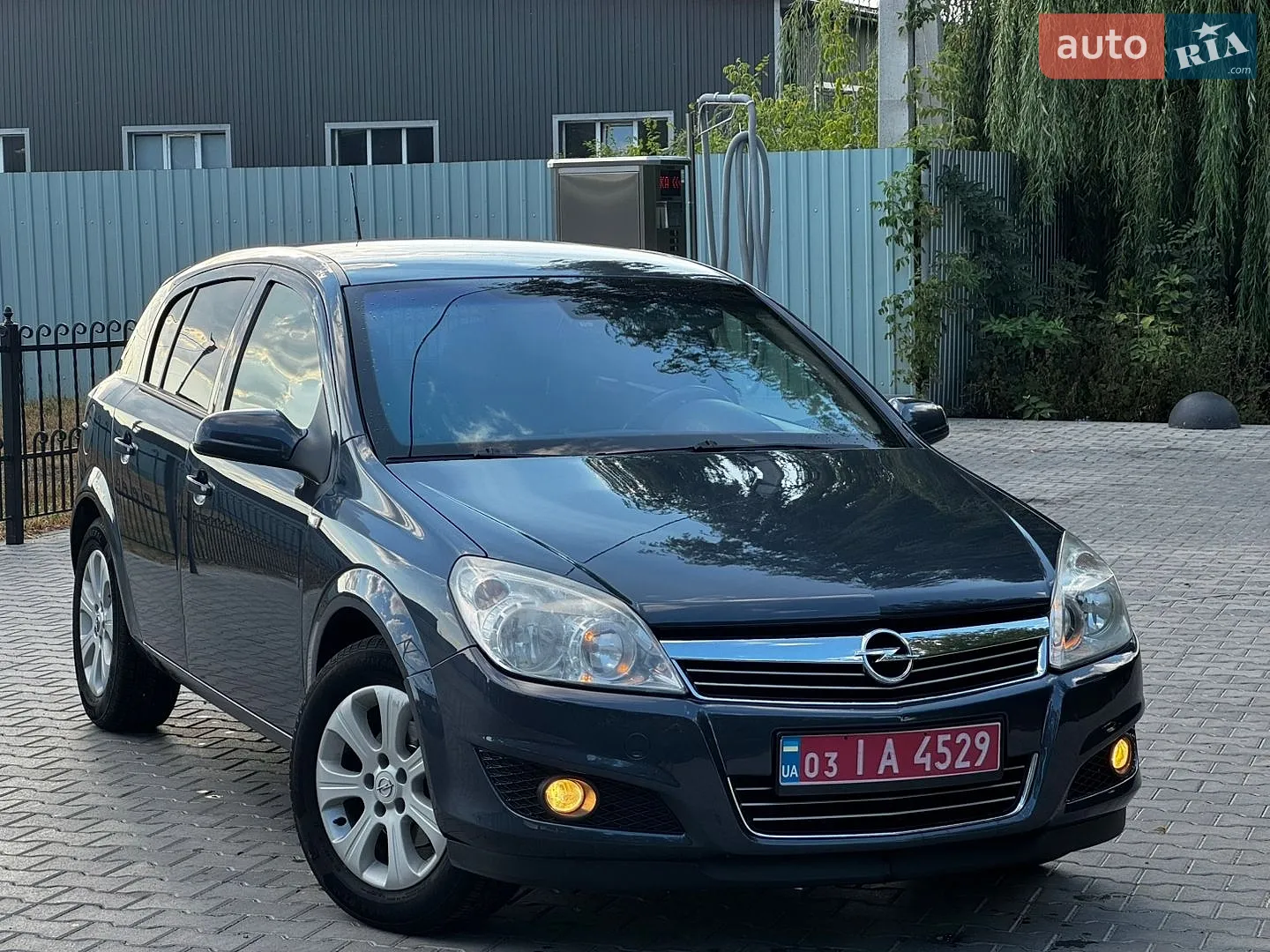 Opel Astra, 2009