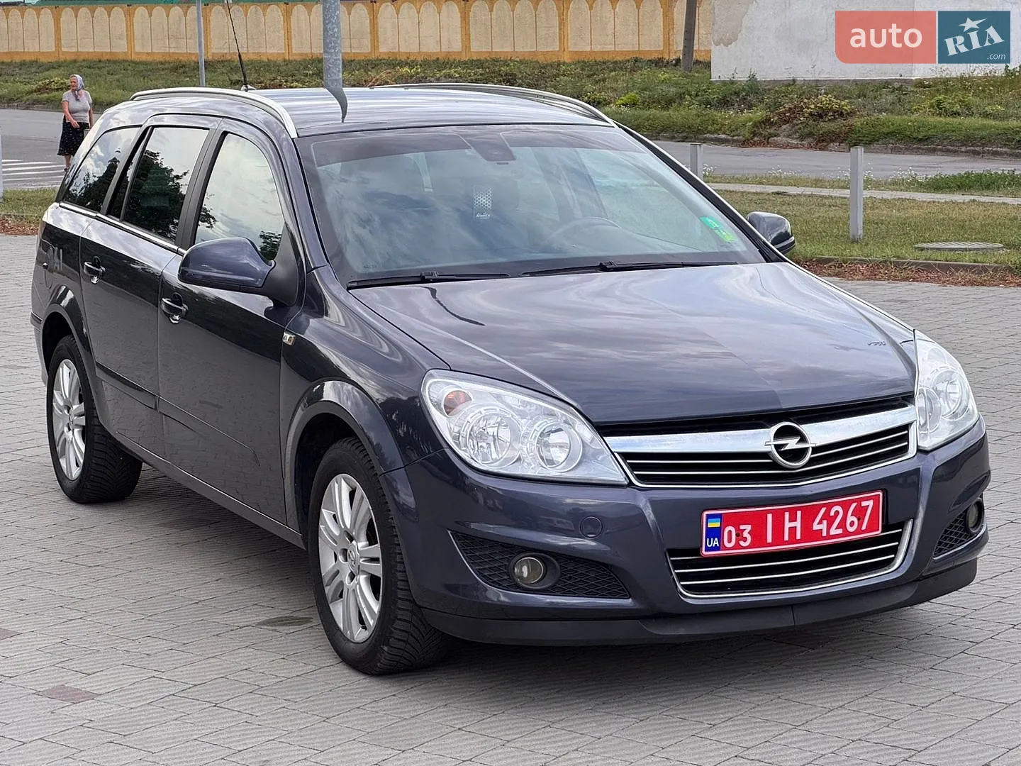Opel Astra, 2010