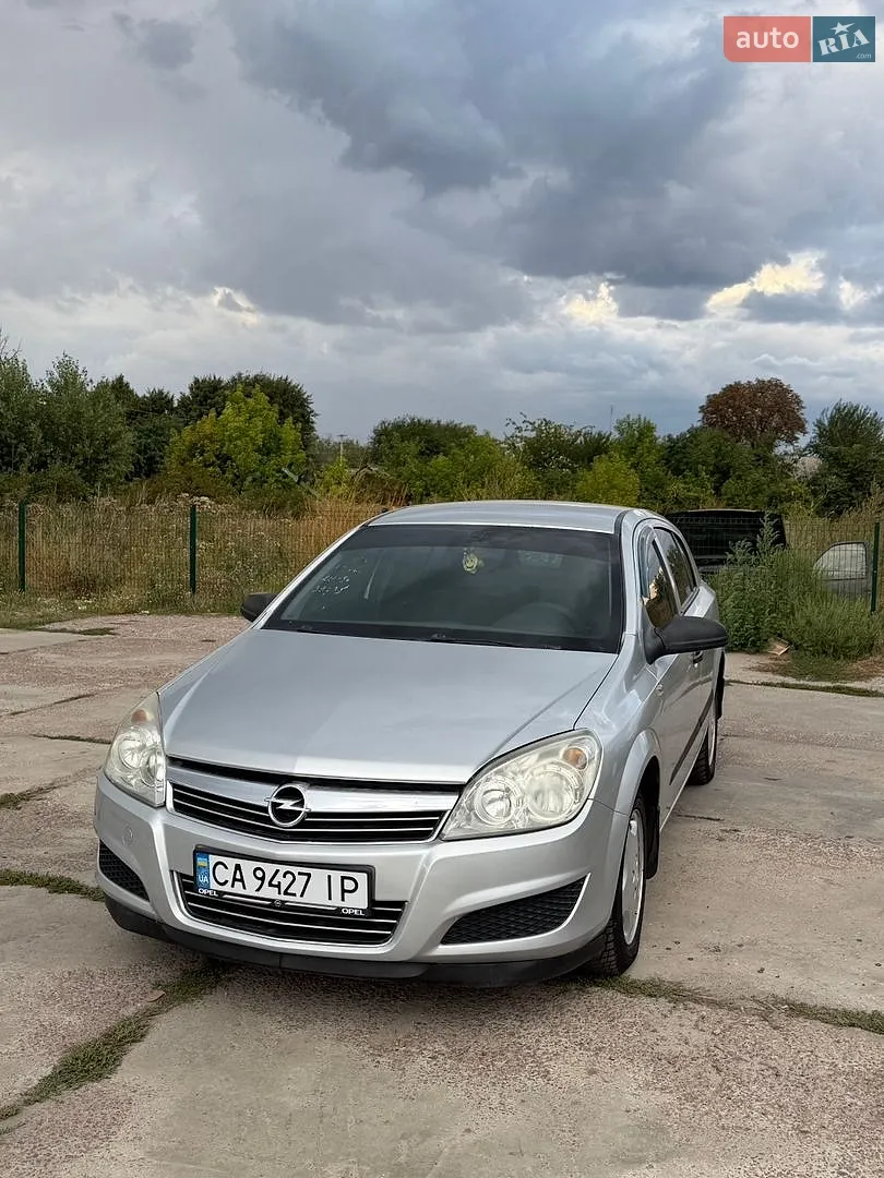 Opel Astra, 2008