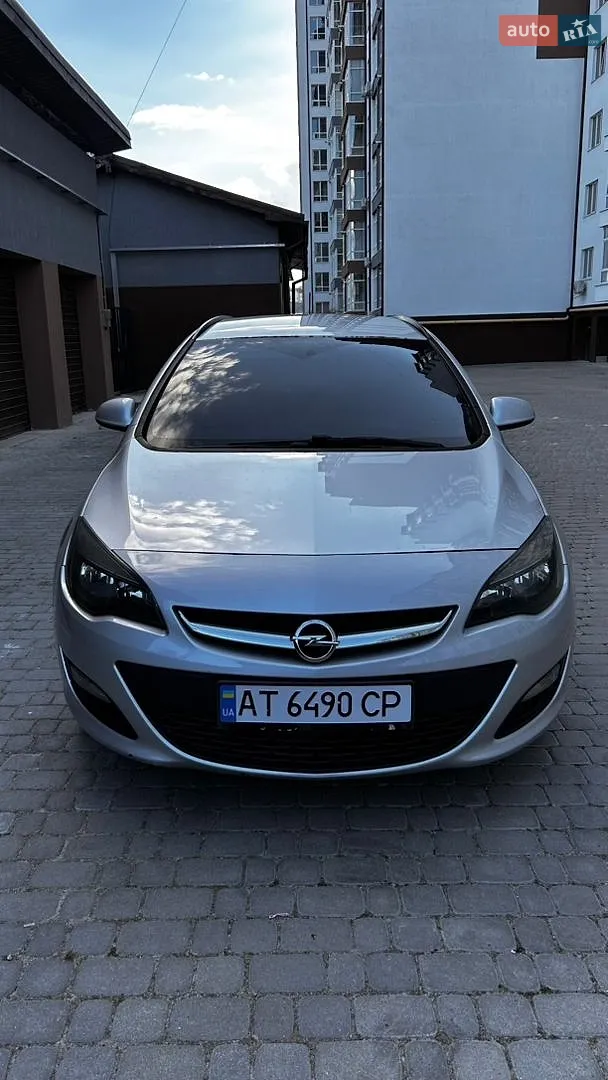 Opel Astra, 2013
