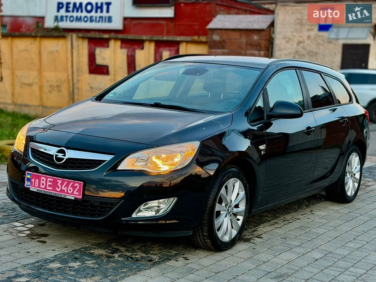 Opel Astra, 2012