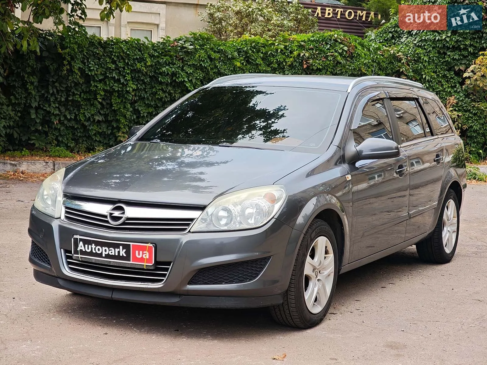 Opel Astra, 2009