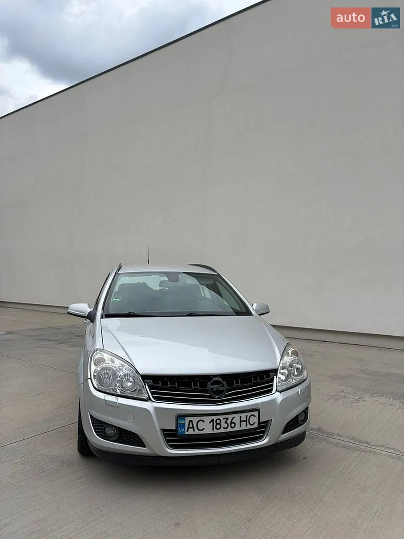 Opel Astra, 2008