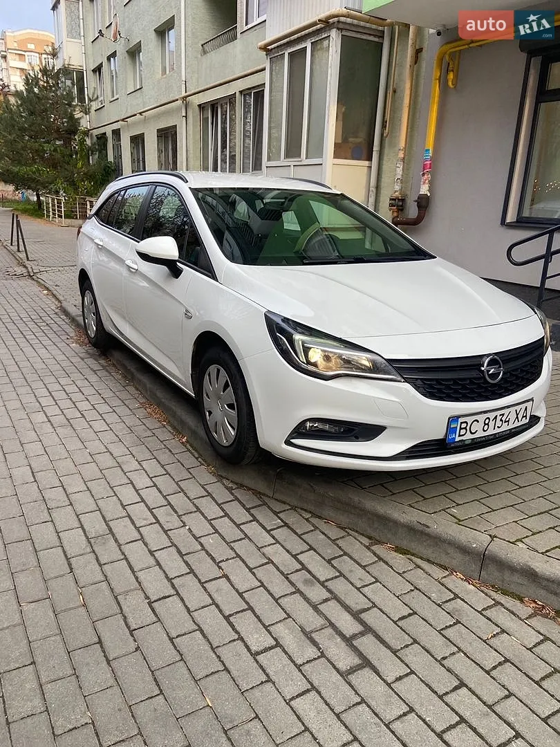 Opel Astra, 2017