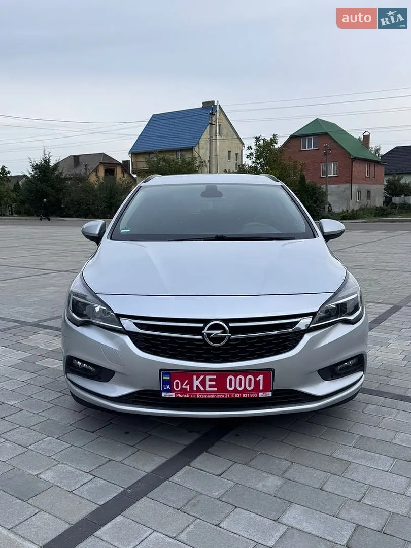 Opel Astra, 2018