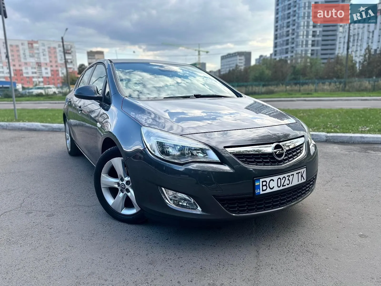 Opel Astra, 2010