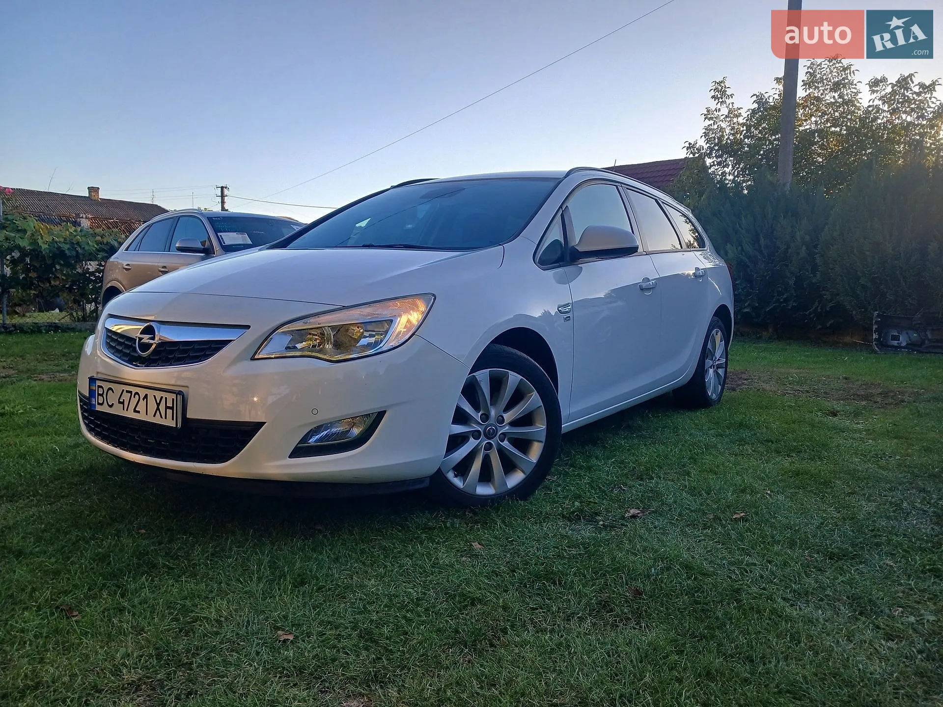 Opel Astra, 2012