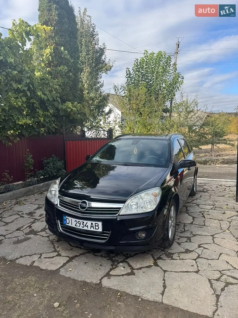 Opel Astra, 2009