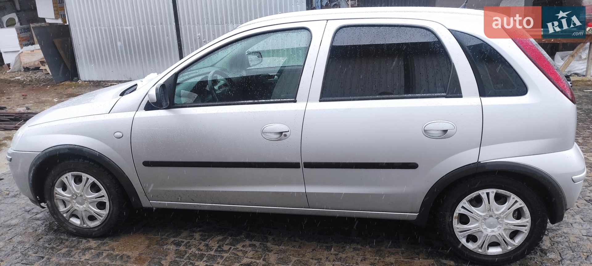 Opel Corsa, 2004