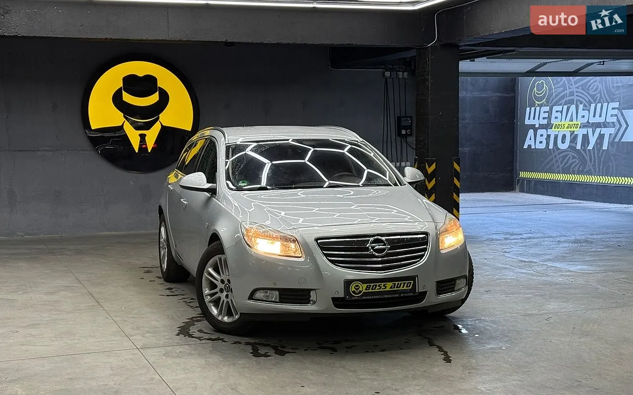 Opel Insignia, 2009