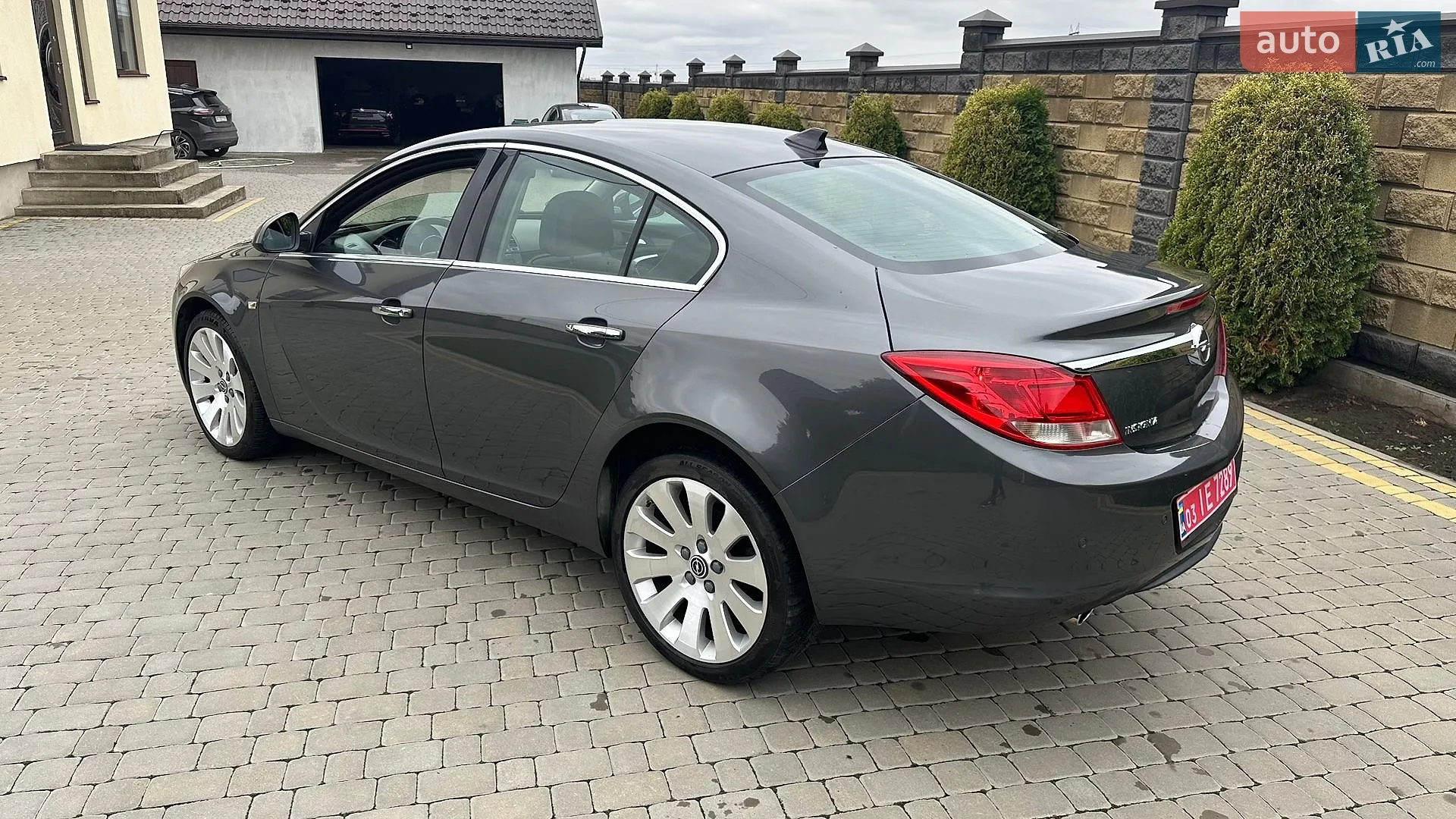Opel Insignia, 2009
