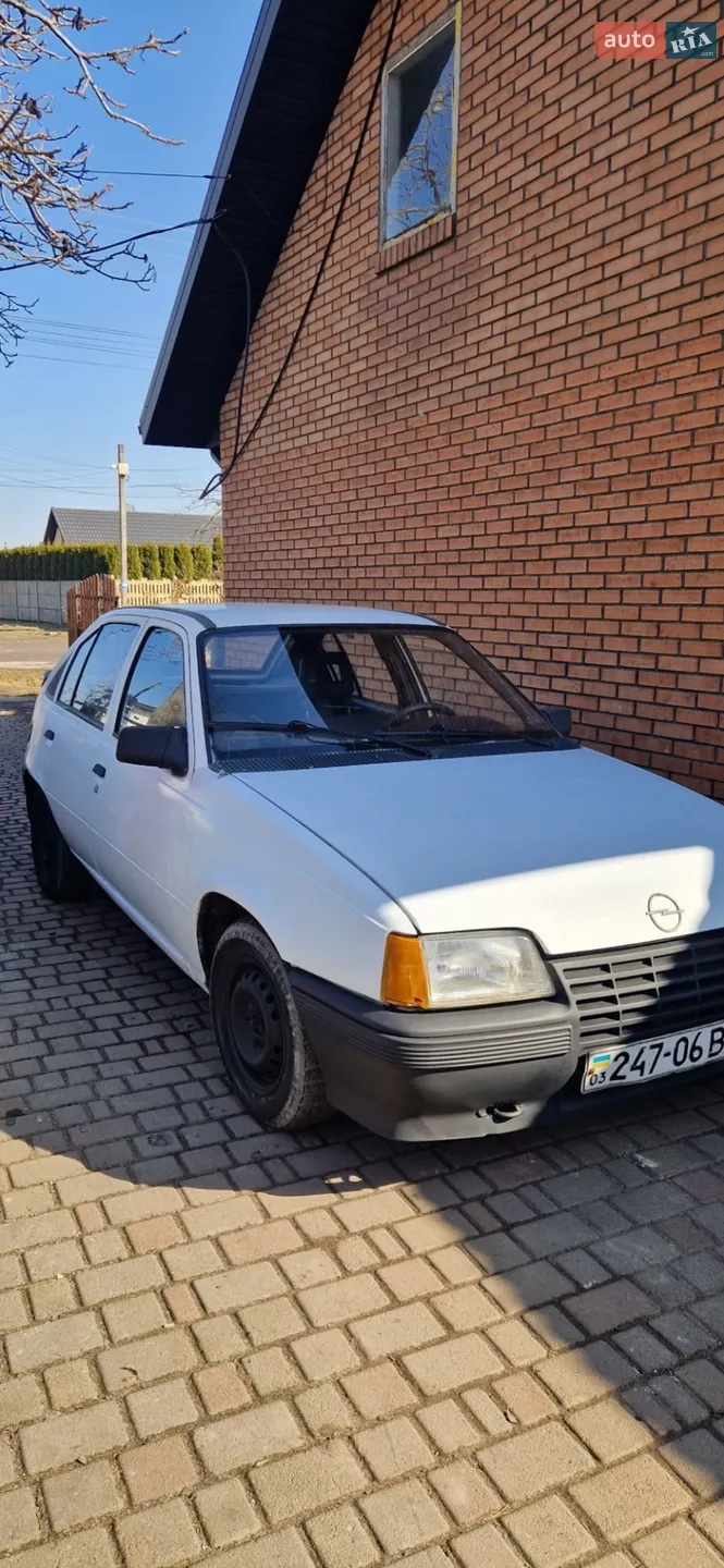 Opel Kadett, 1987