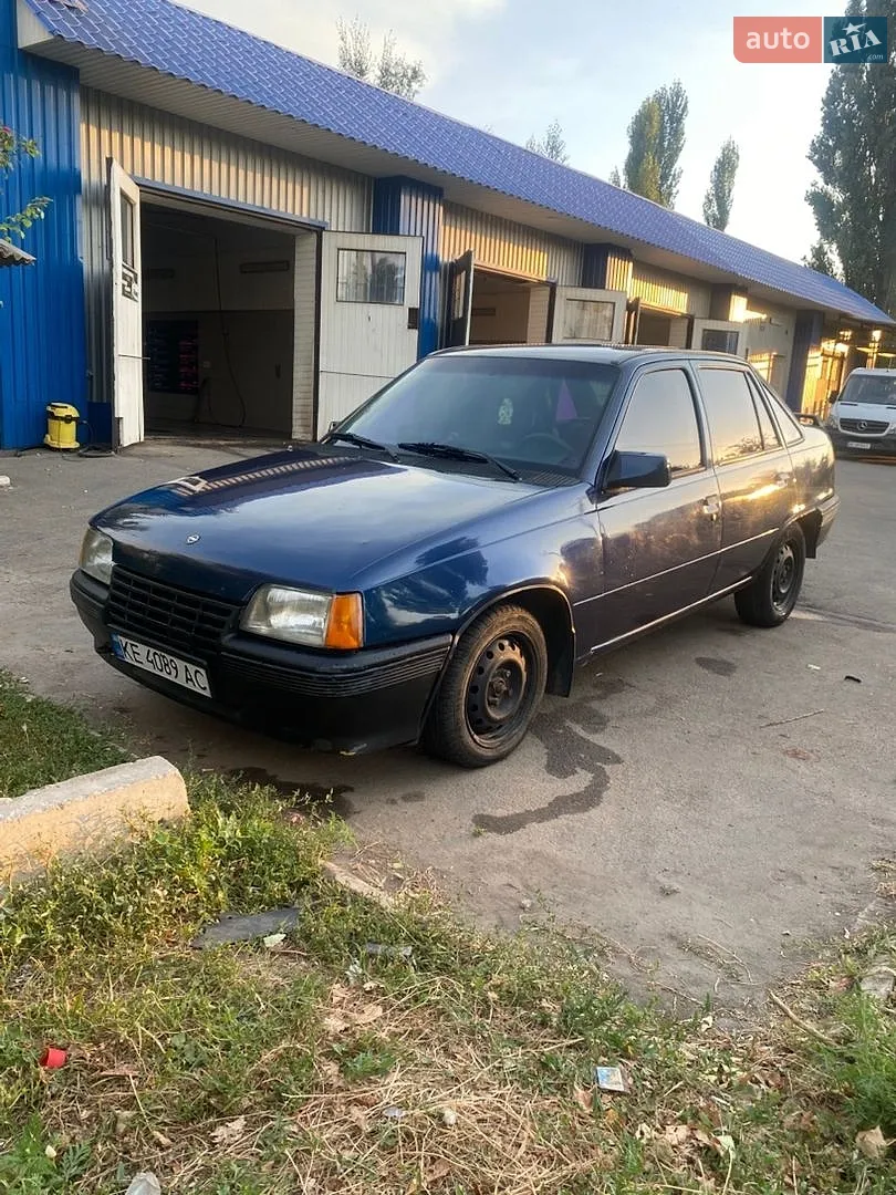 Opel Kadett, 1987