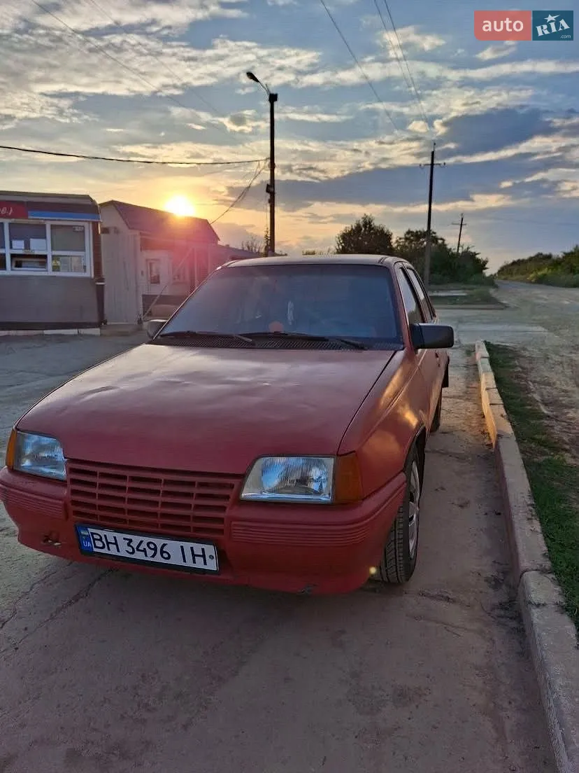 Opel Kadett, 1986
