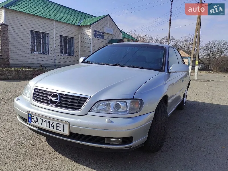 Opel Omega, 2002