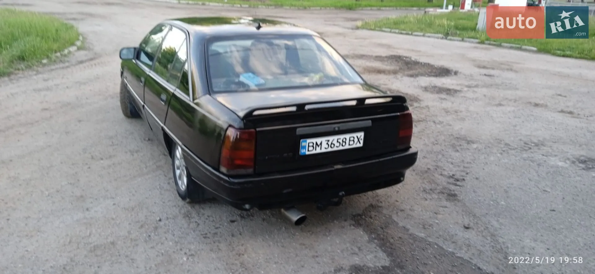 Opel Omega, 1989