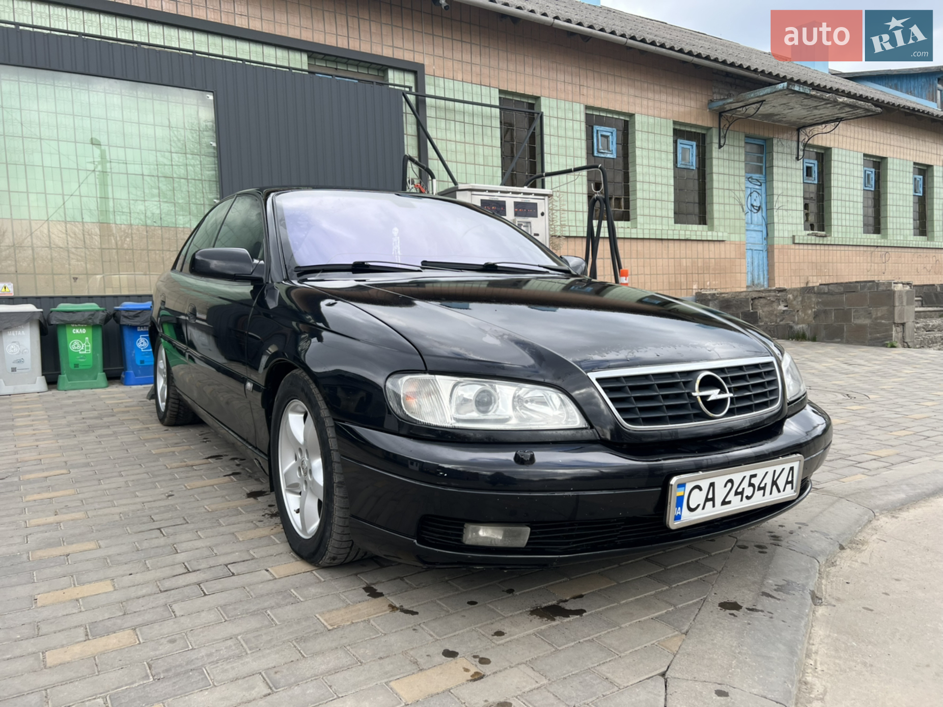 Opel Omega, 2002