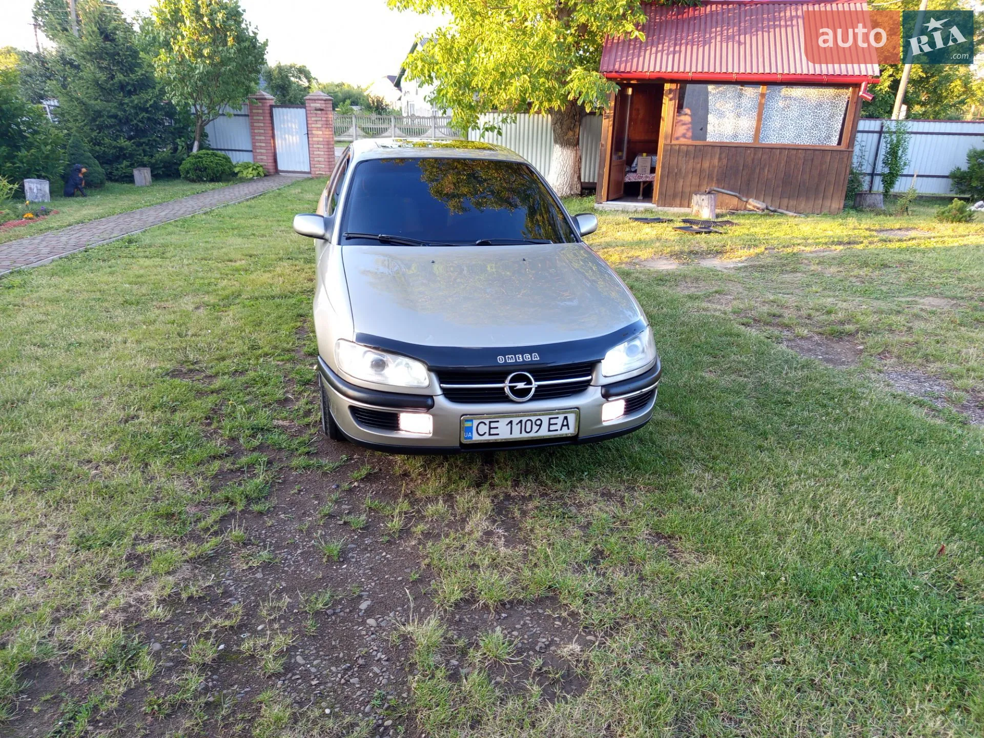 Opel Omega, 1998