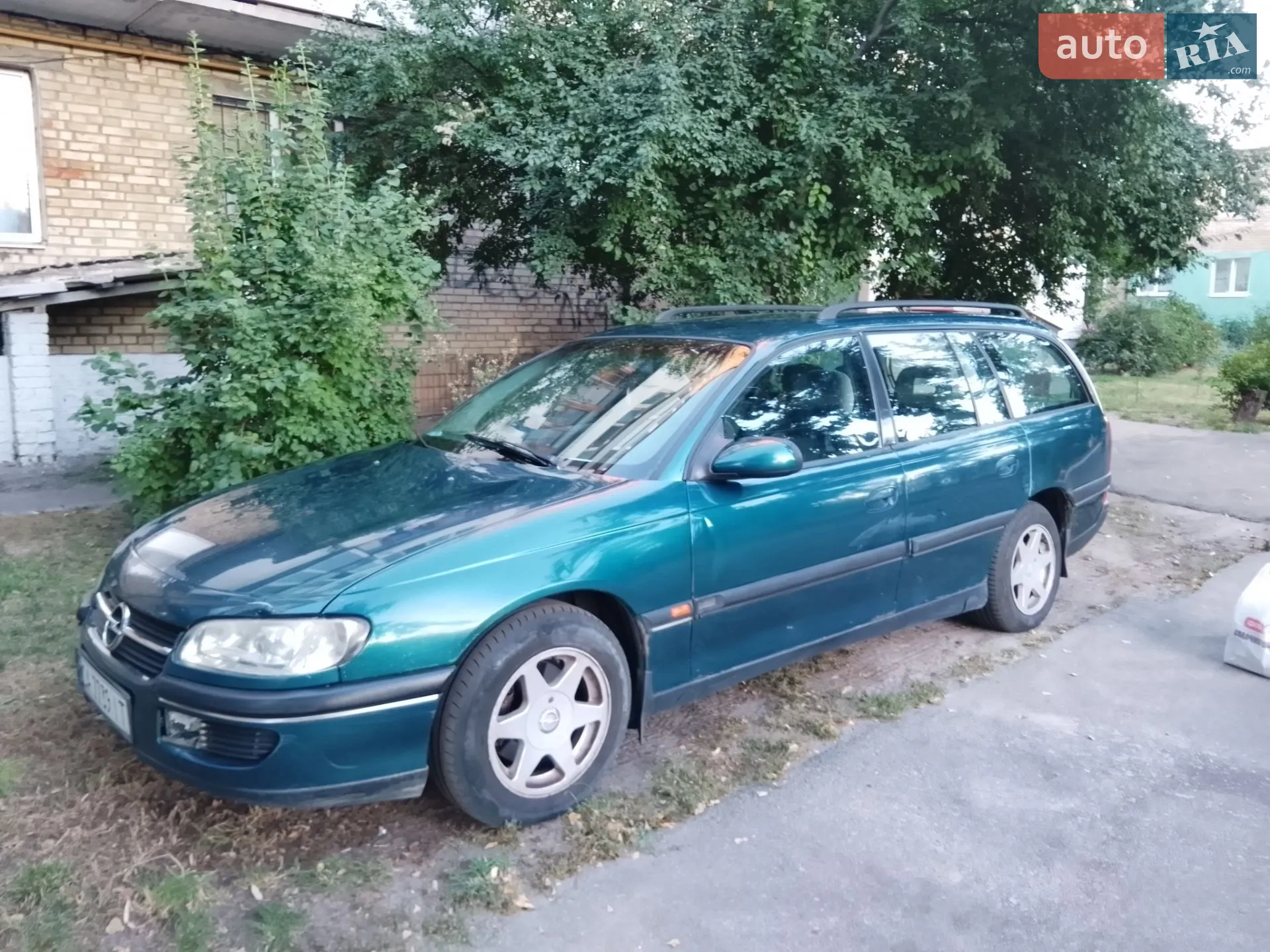 Opel Omega, 1996
