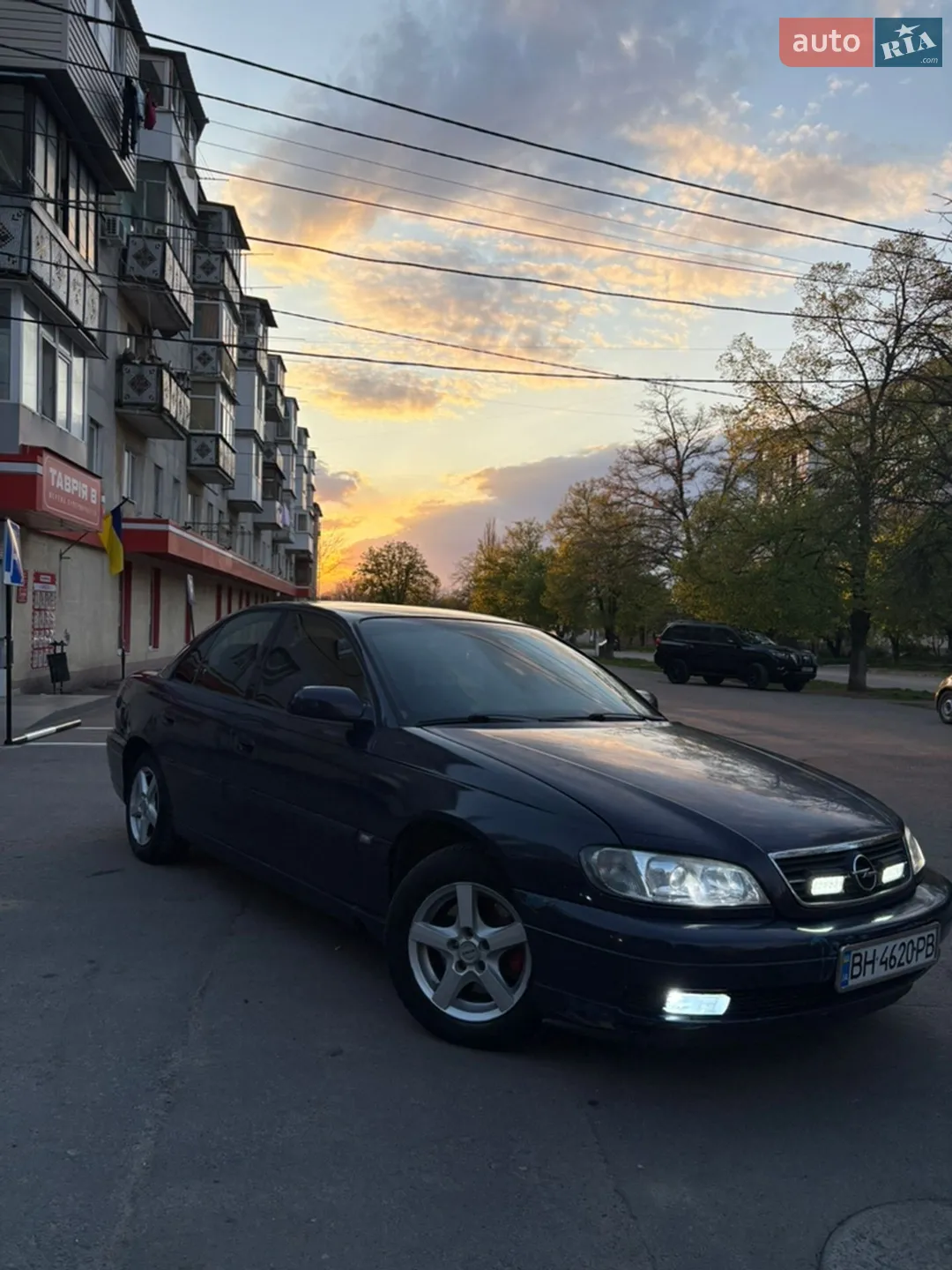 Opel Omega, 2001