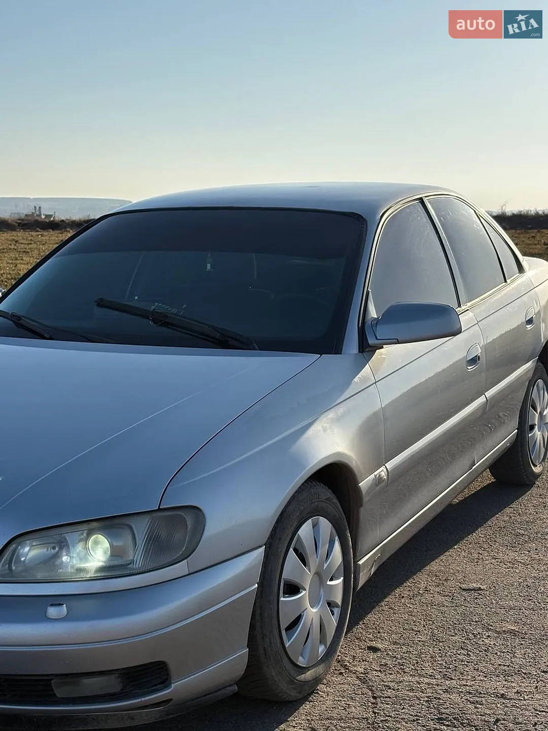 Opel Omega, 2001