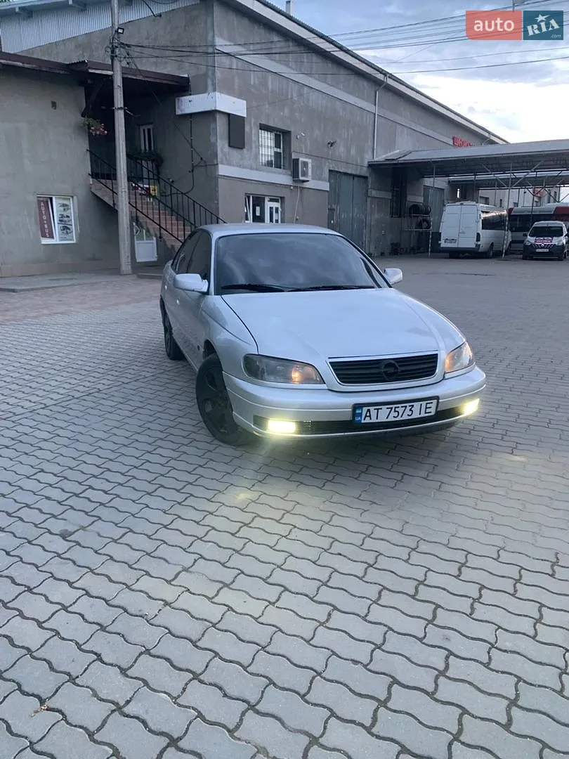 Opel Omega, 2002