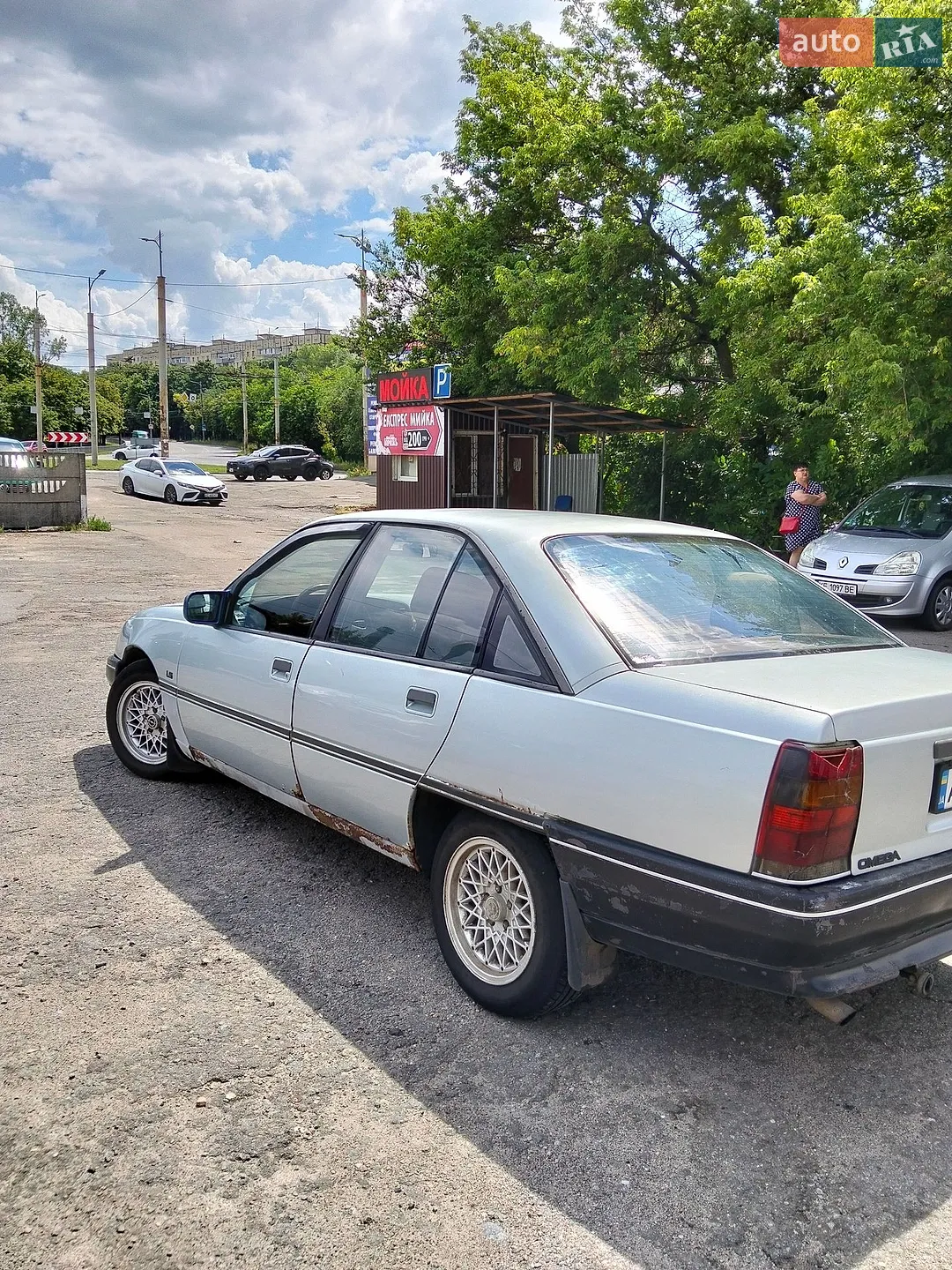 Opel Omega, 1987