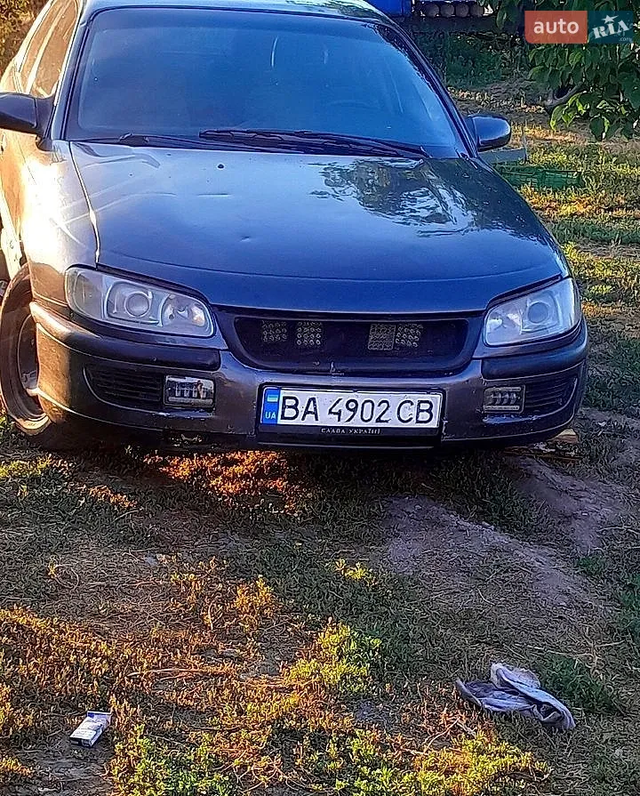 Opel Omega, 1995