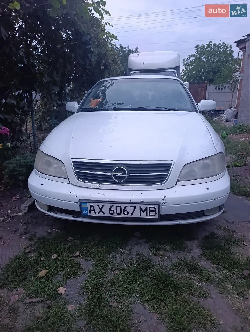 Opel Omega, 2000