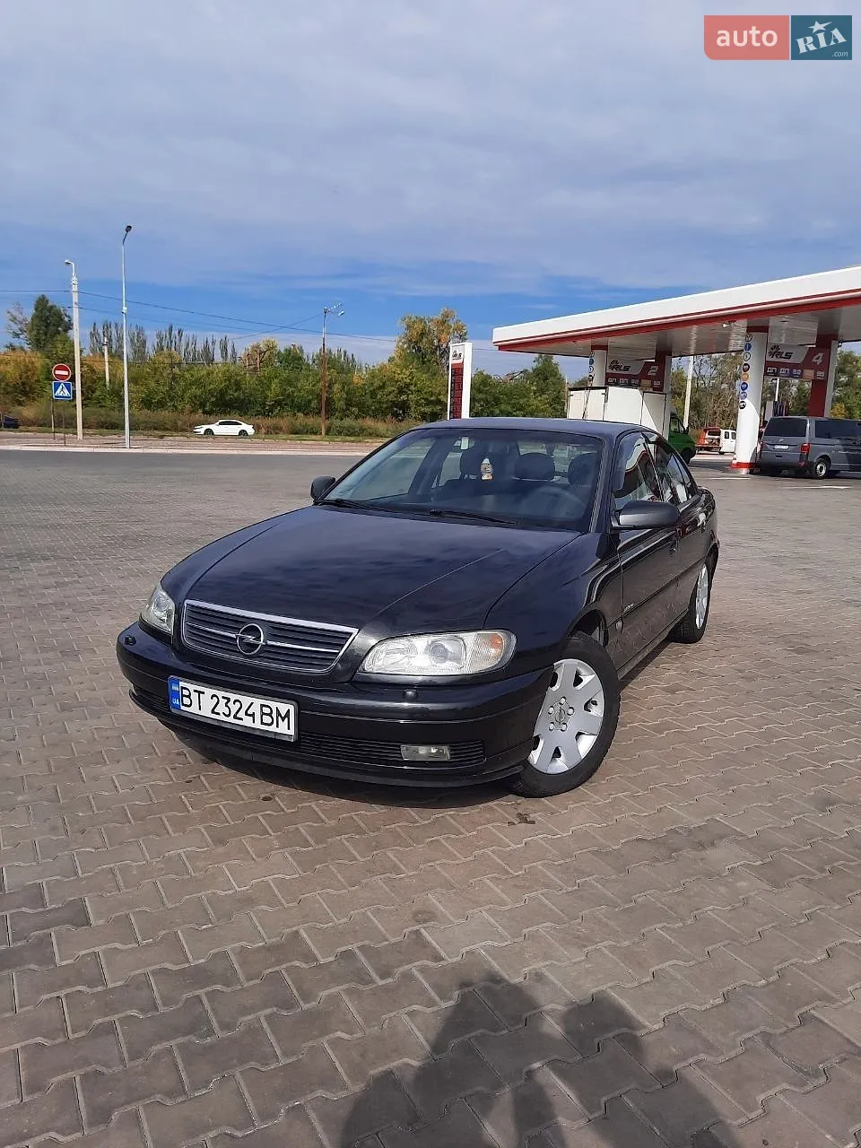 Opel Omega, 2000