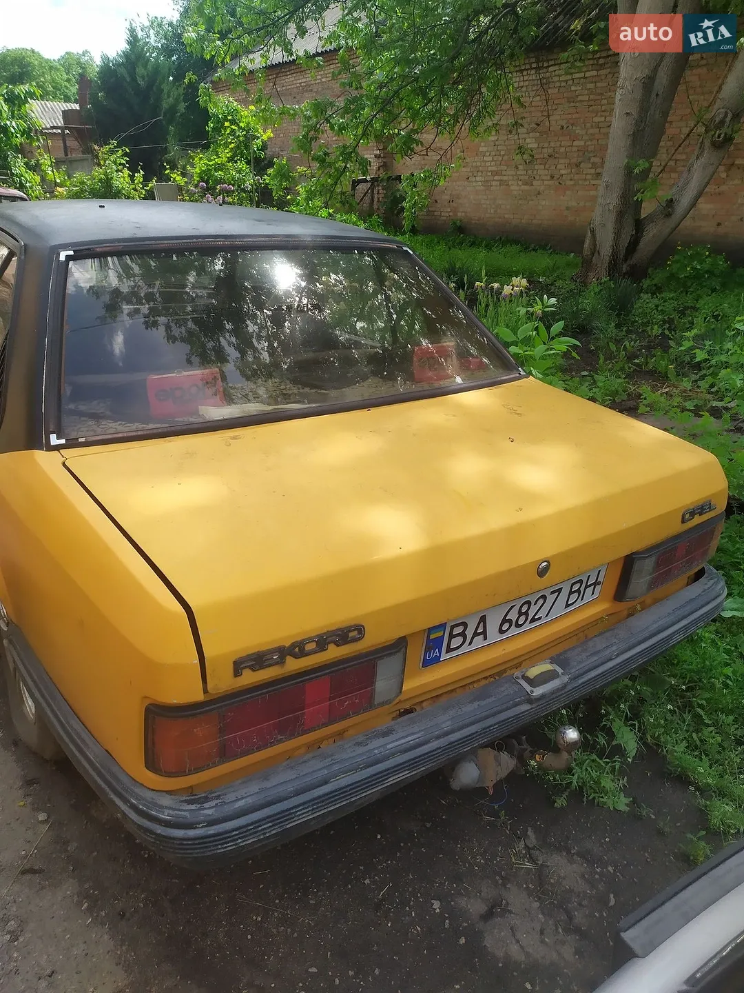 Opel Rekord, 1982