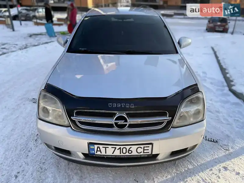 Opel Vectra 2004 — 1