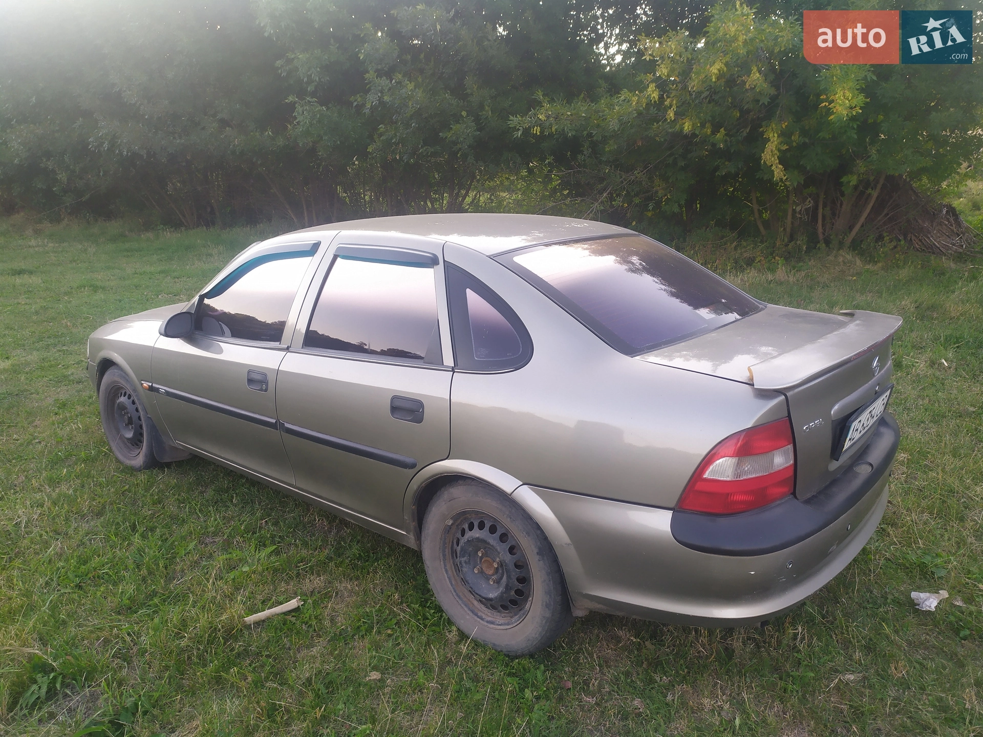 Opel Vectra, 1998