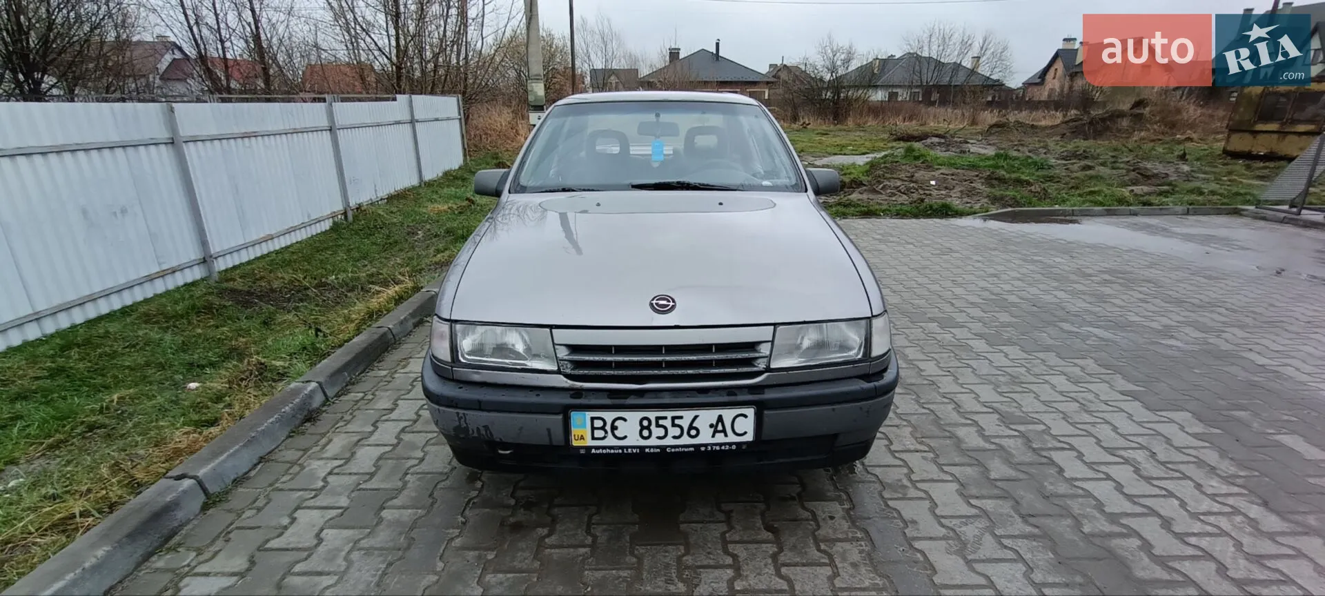 Opel Vectra, 1990
