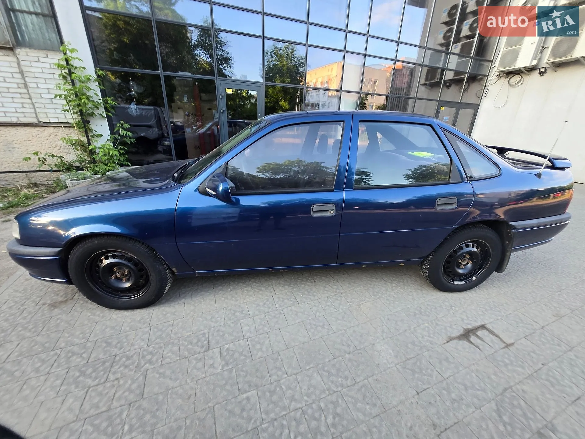 Opel Vectra, 1993