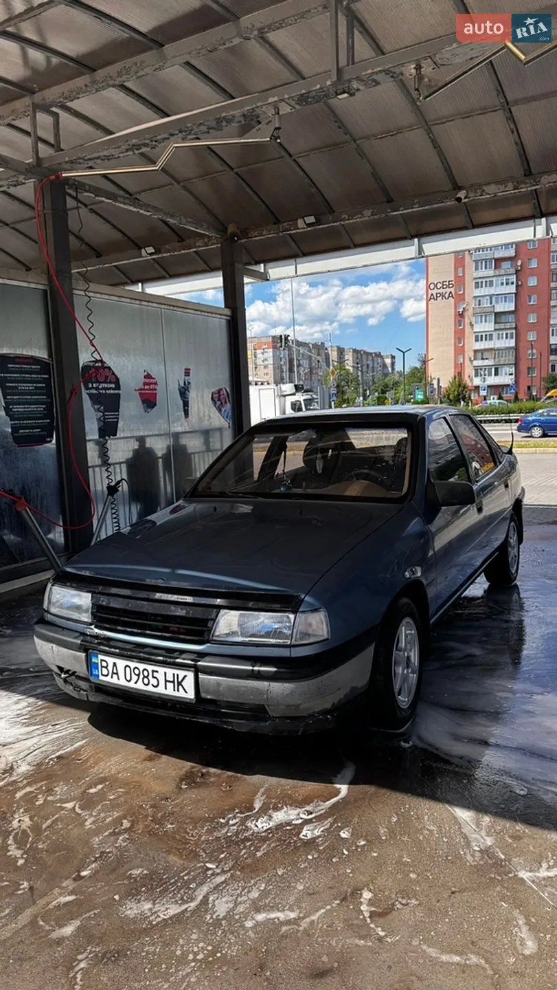 Opel Vectra, 1989