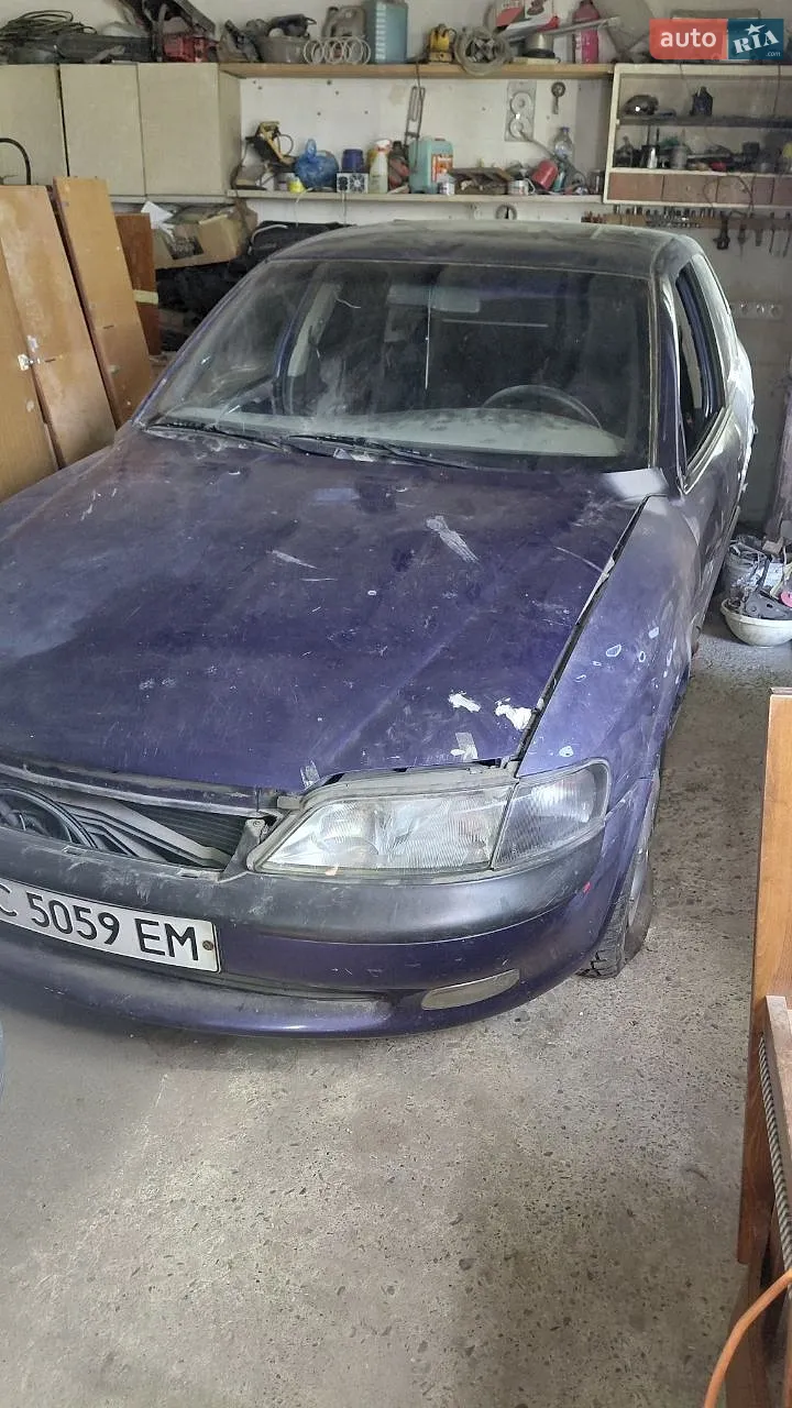Opel Vectra, 1996