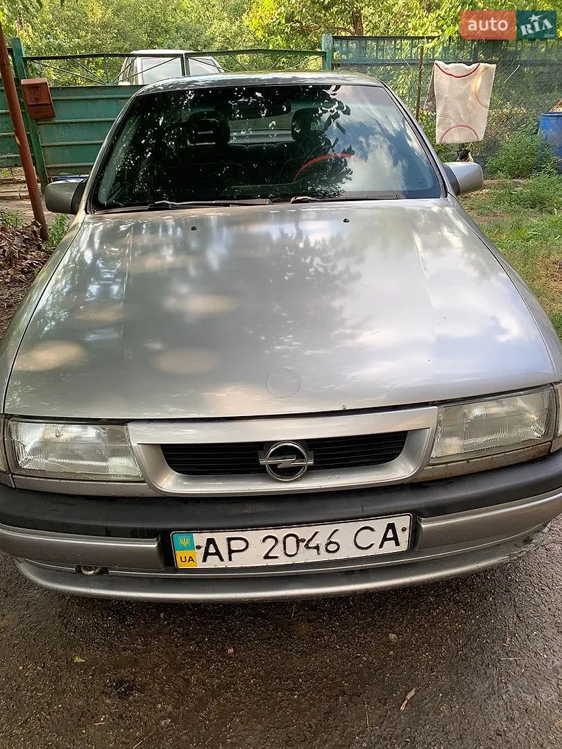 Opel Vectra, 1995