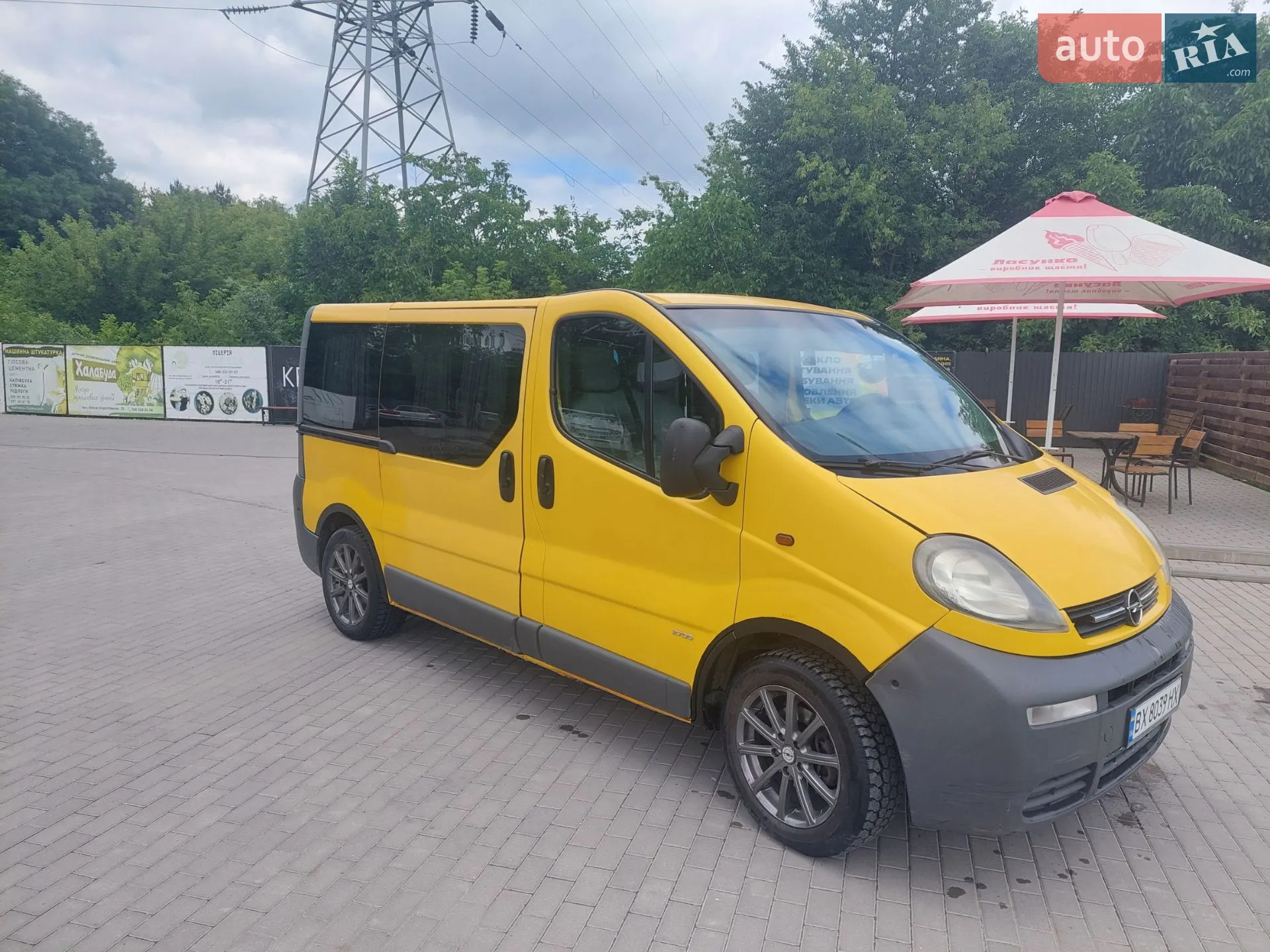 Opel Vivaro, 2004