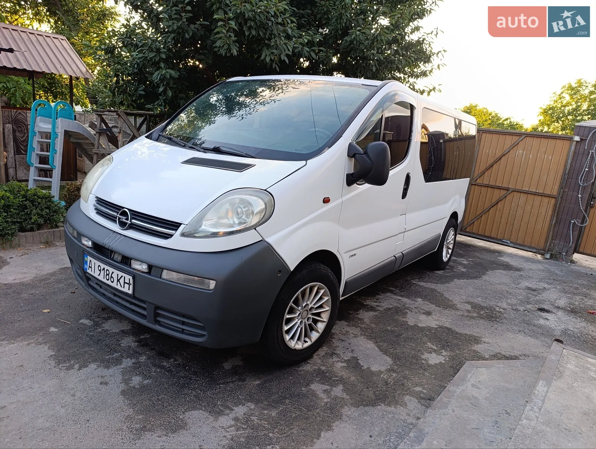 Opel Vivaro, 2001