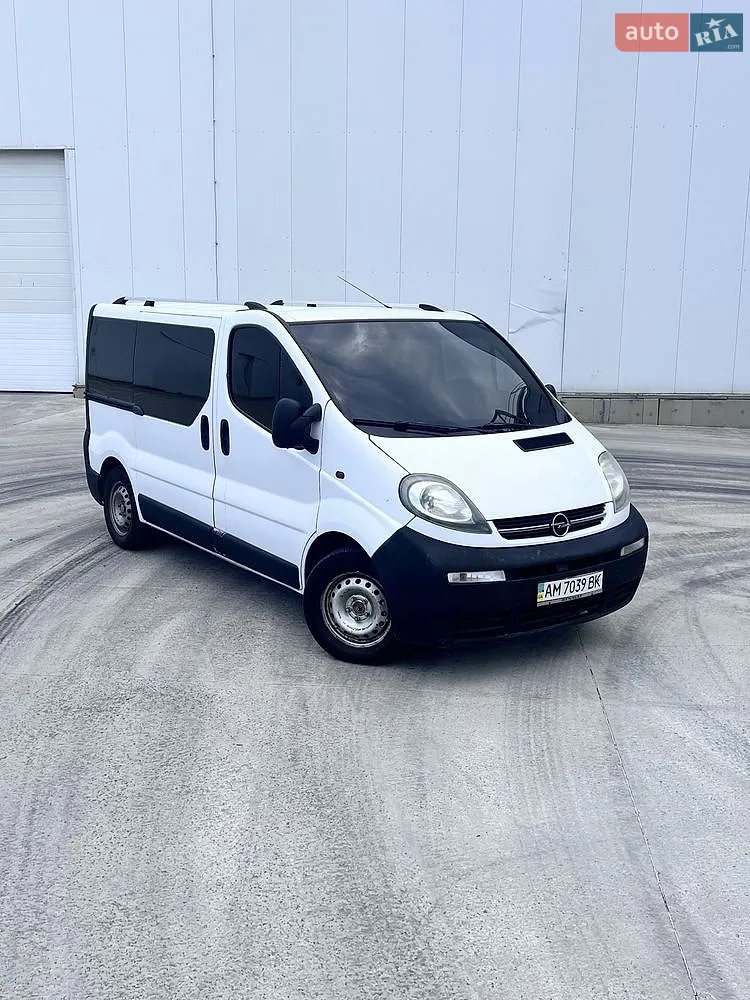 Opel Vivaro, 2005