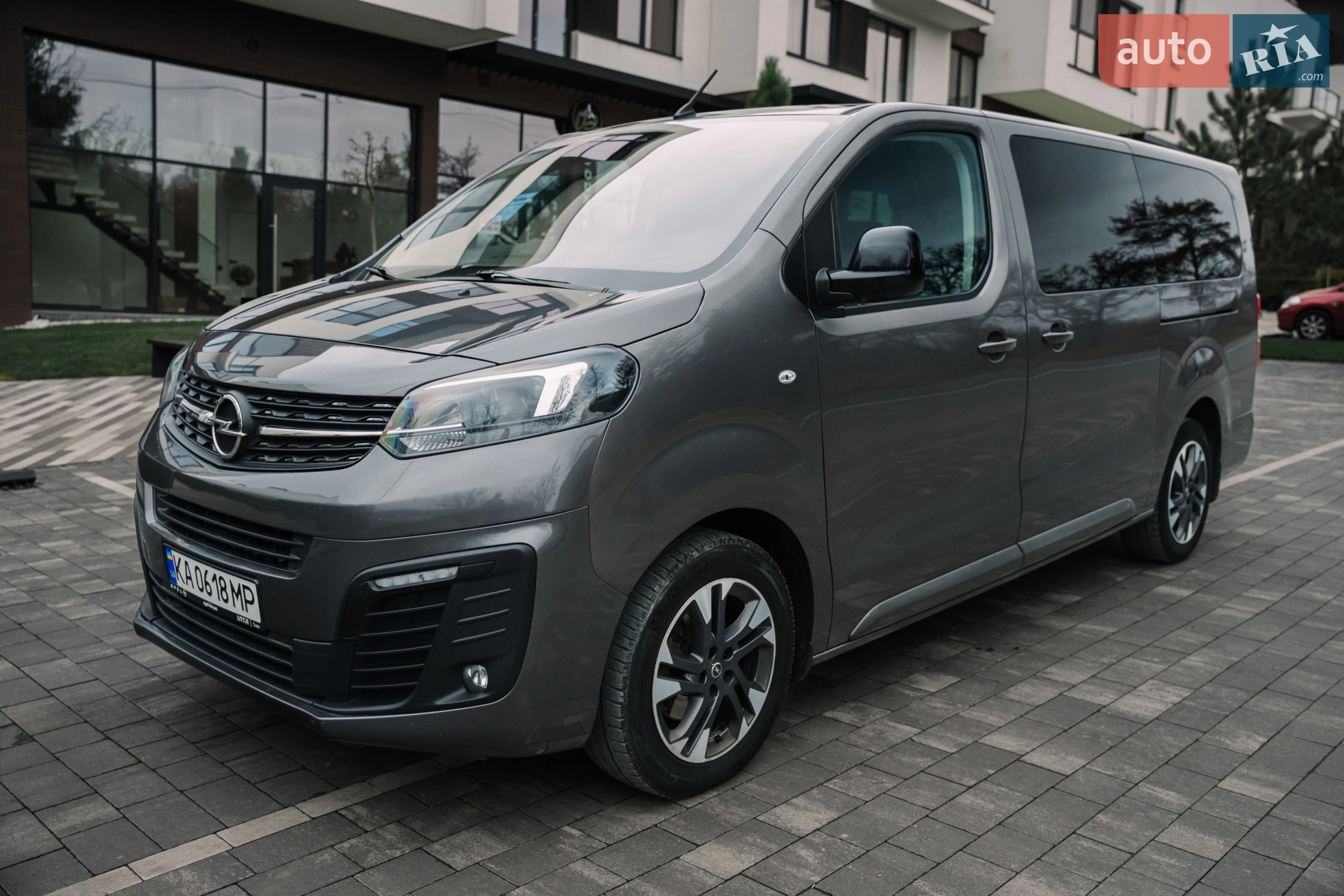 Opel Zafira Life, 2024