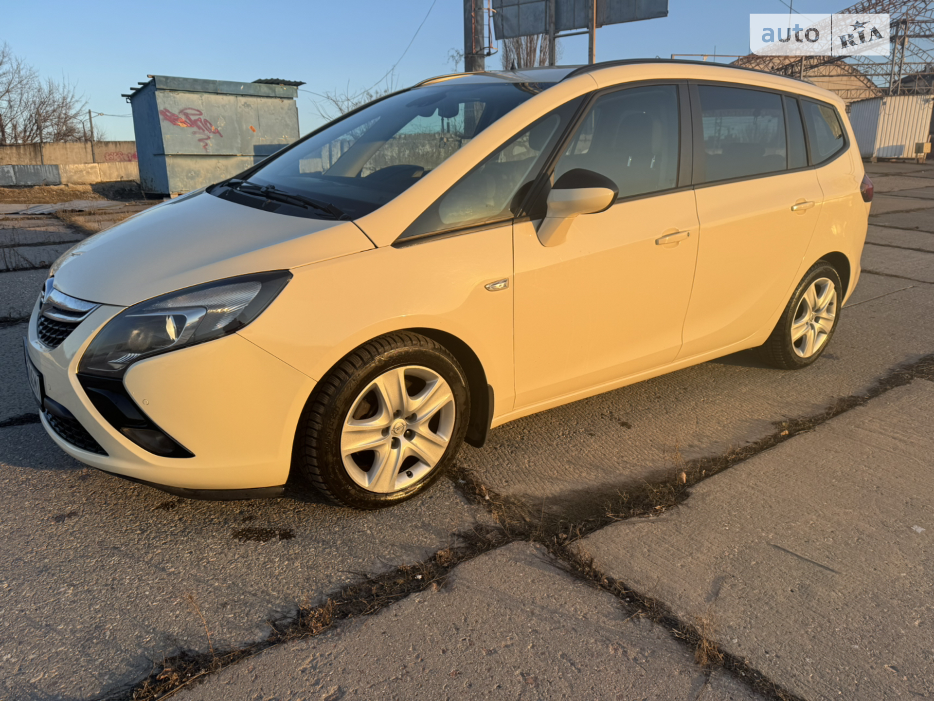 Opel Zafira Tourer, 2015